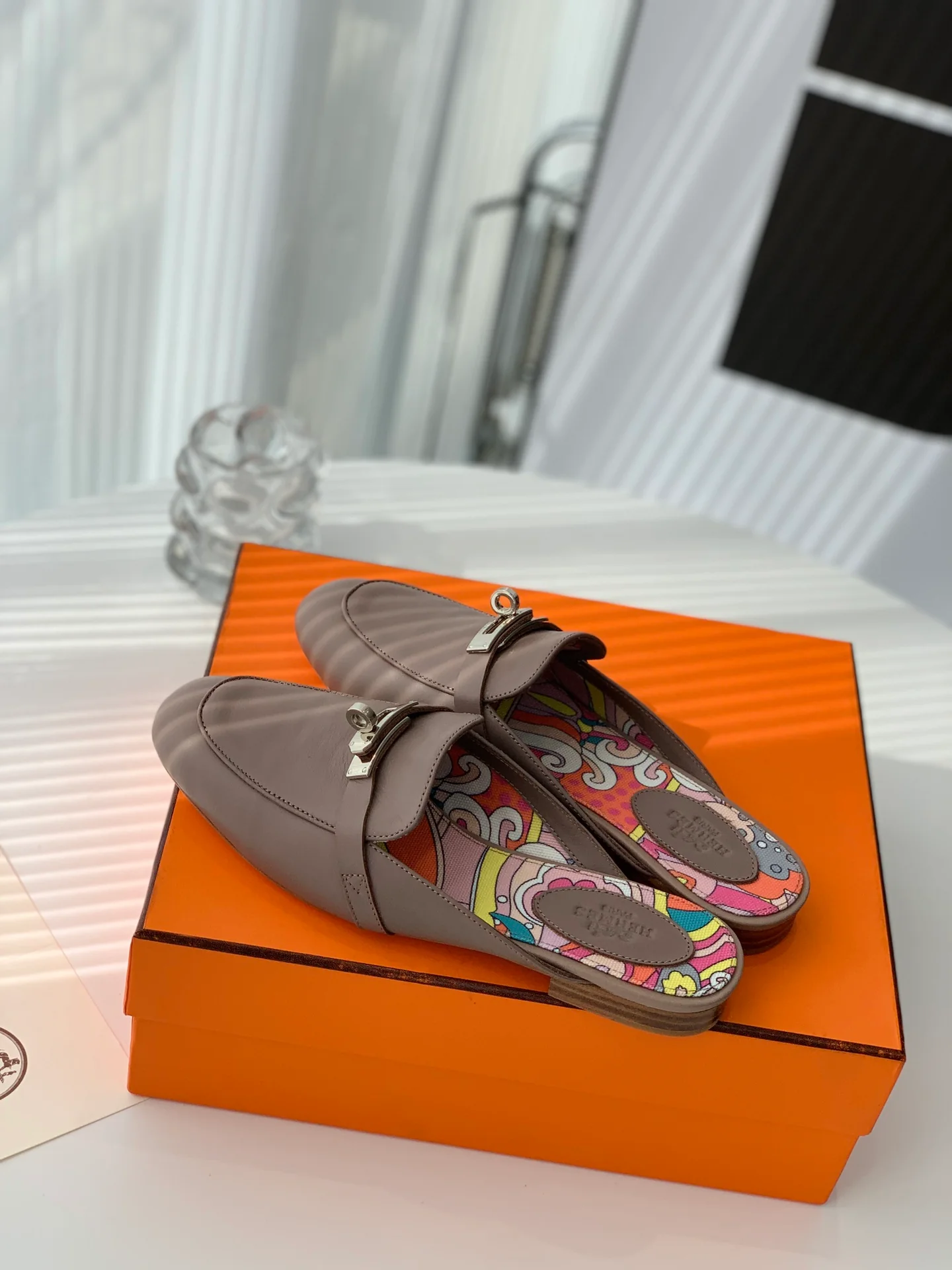 Hermes-Kelly Muller Half-Trailer-2