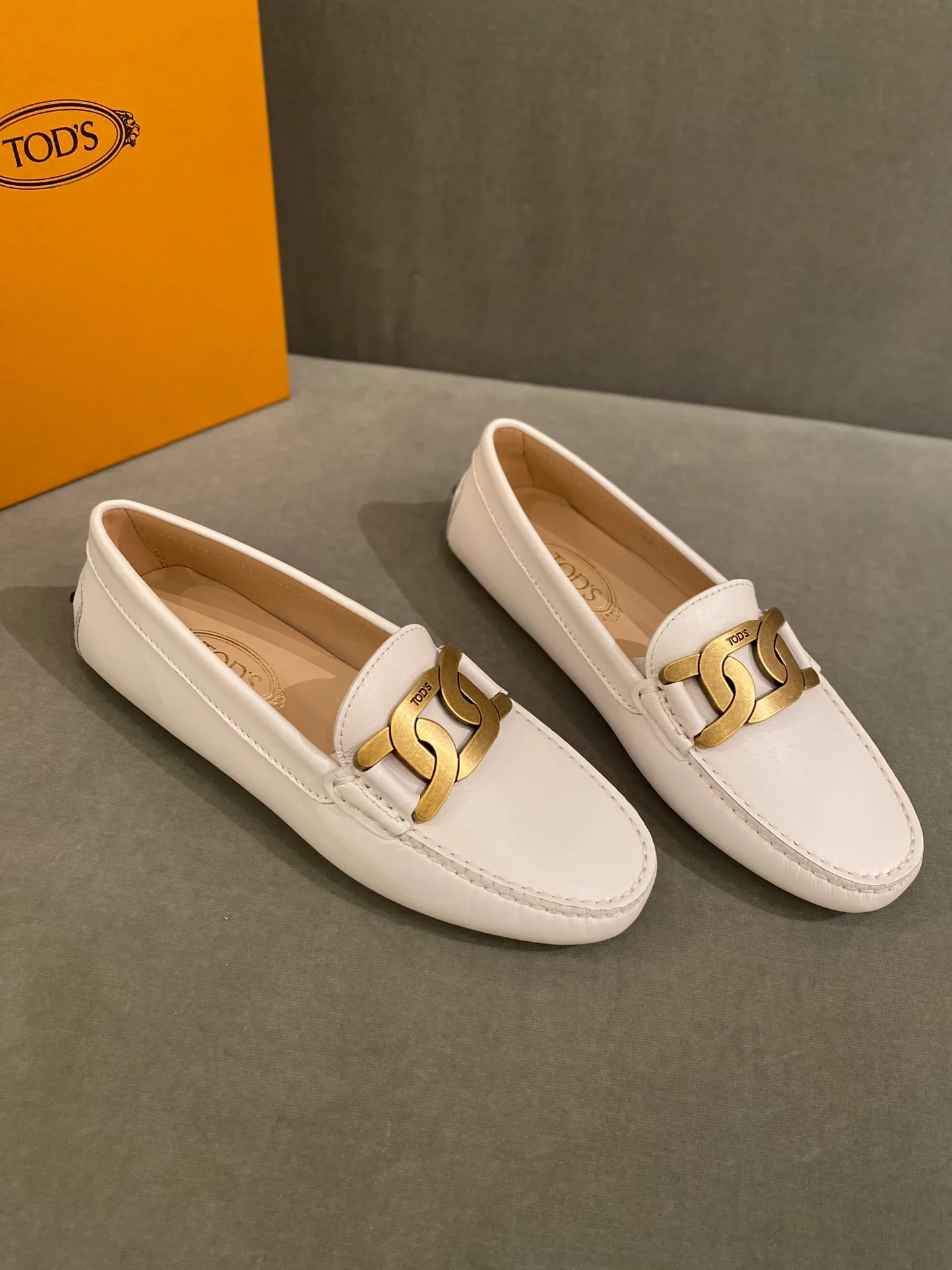 Tods - Лоферы - Туфли без шнурков - 12