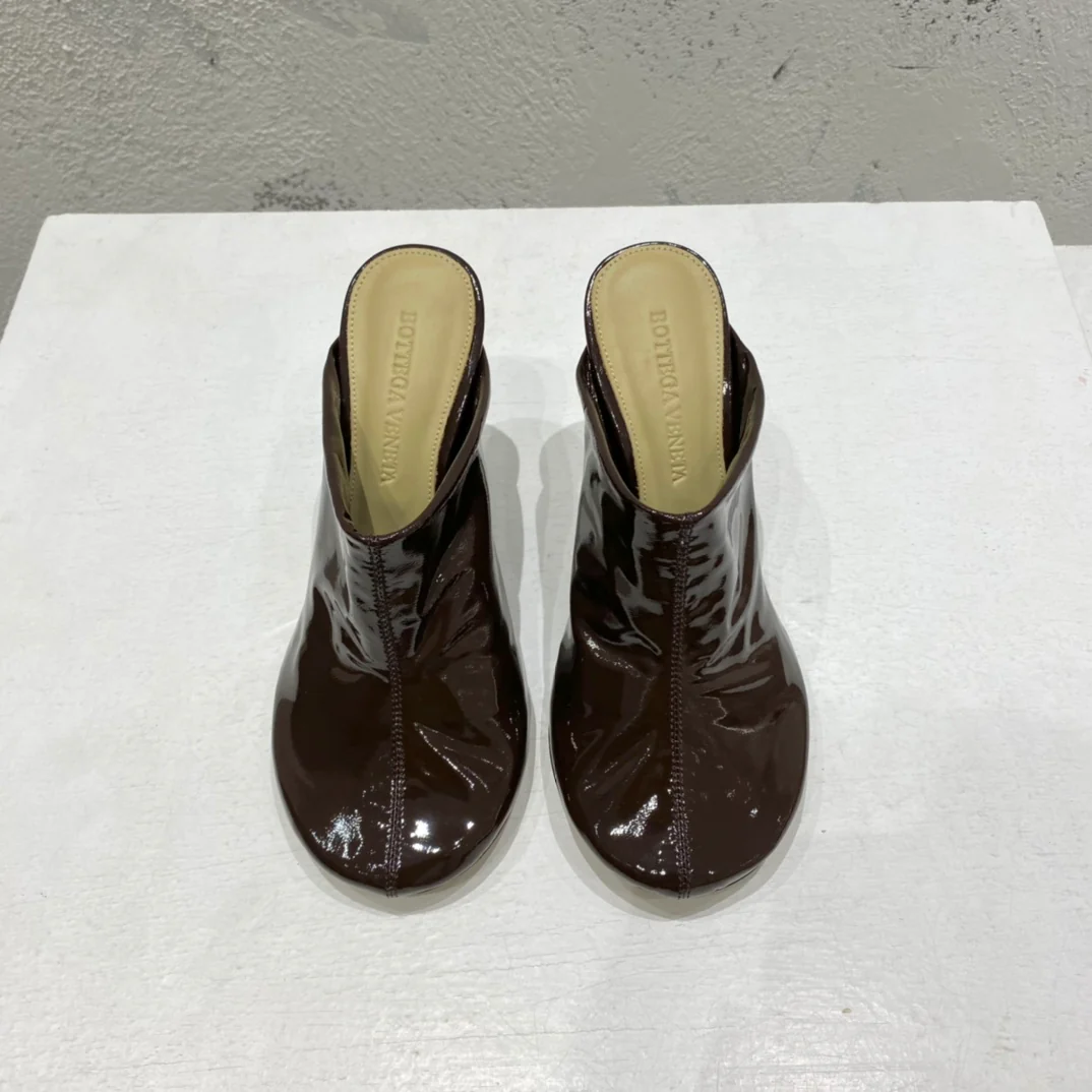 Новый ассортимент обуви BV-22s на официальном сайте - размеры 35-39-40-41, возможен индивидуальный заказ, возврат или обмен невозможен - 2 шт.