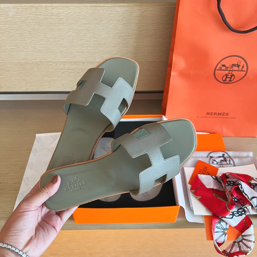 Тапочки Hermes-h на плоской подошве - серия с принтом пальмовых листьев - подошва с полным покрытием