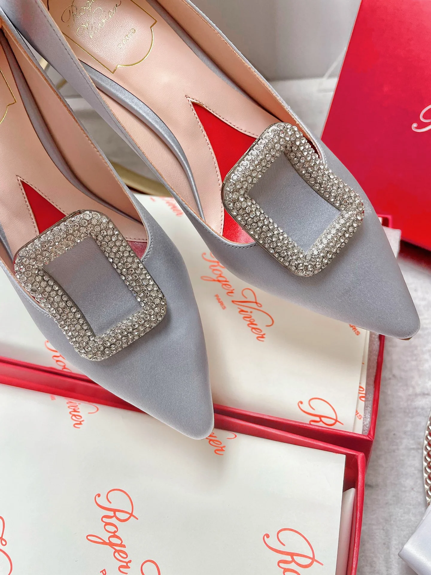 Обувь RV - Коллекция ранней весны 2022 года - Туфли на каблуке с острым носком - Серо-голубые