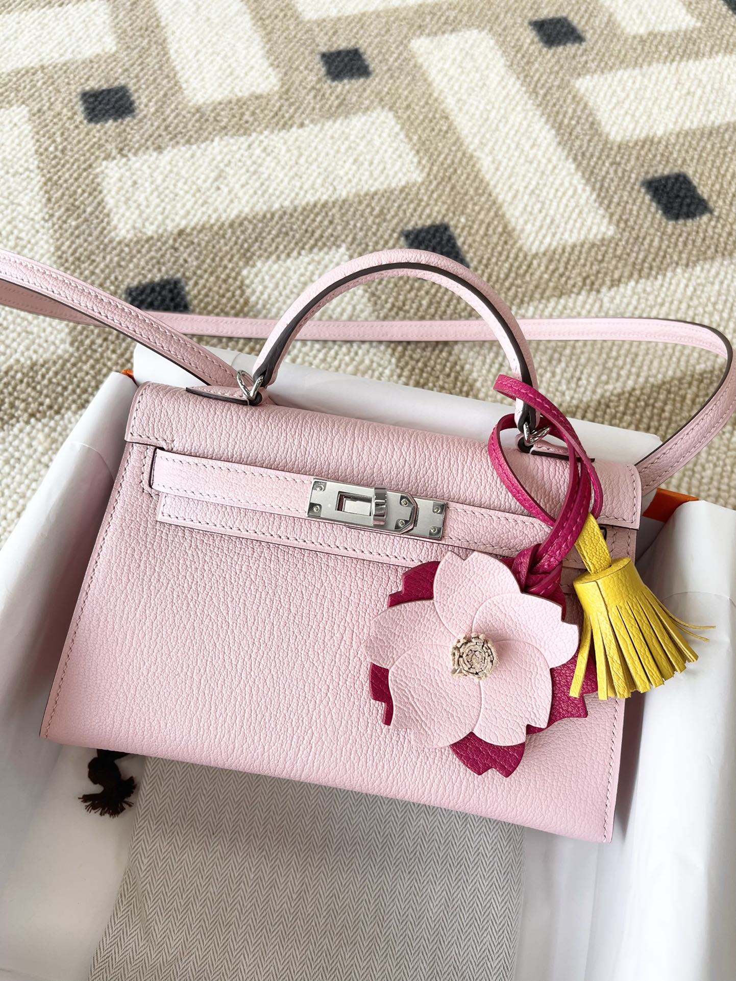 Мини-сумка Hermes Kelly 2-го поколения - козья кожа - розовый цвет 3Q - серебряная пряжка