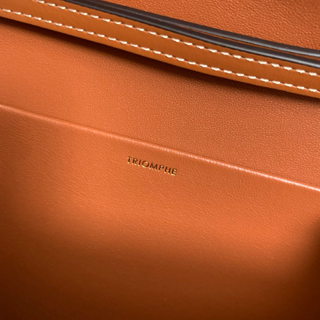 Сумка-конверт Celine через плечо - бежево-коричневая