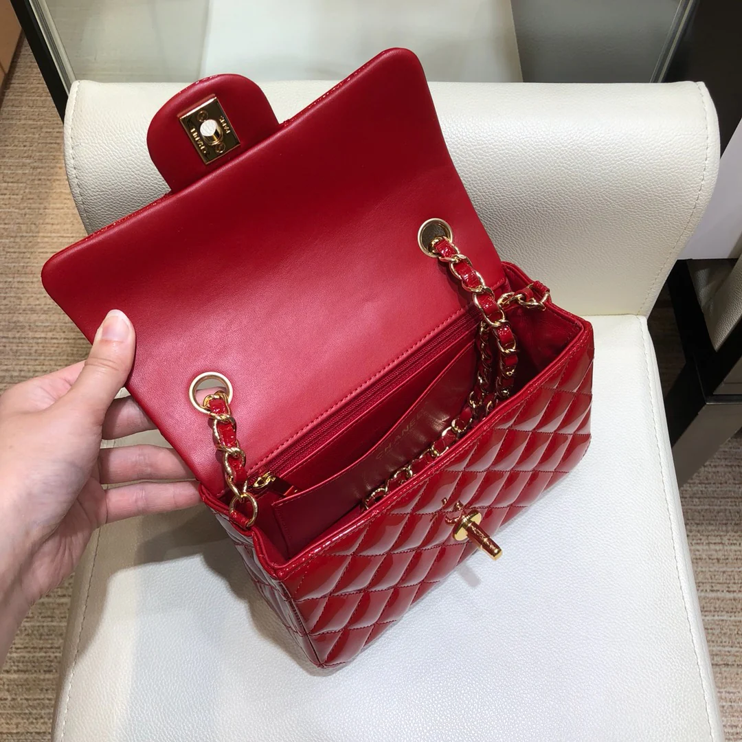 Сумка Chanel CF - лакированная кожа - золотая цепочка - 20 см - 2