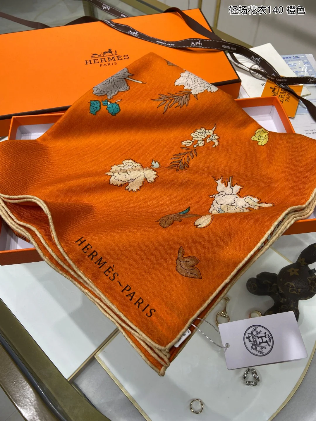 Квадратный шарф Hermes с цветочным узором - 140 см - 70% кашемир - 30% шелк - 1 шт.