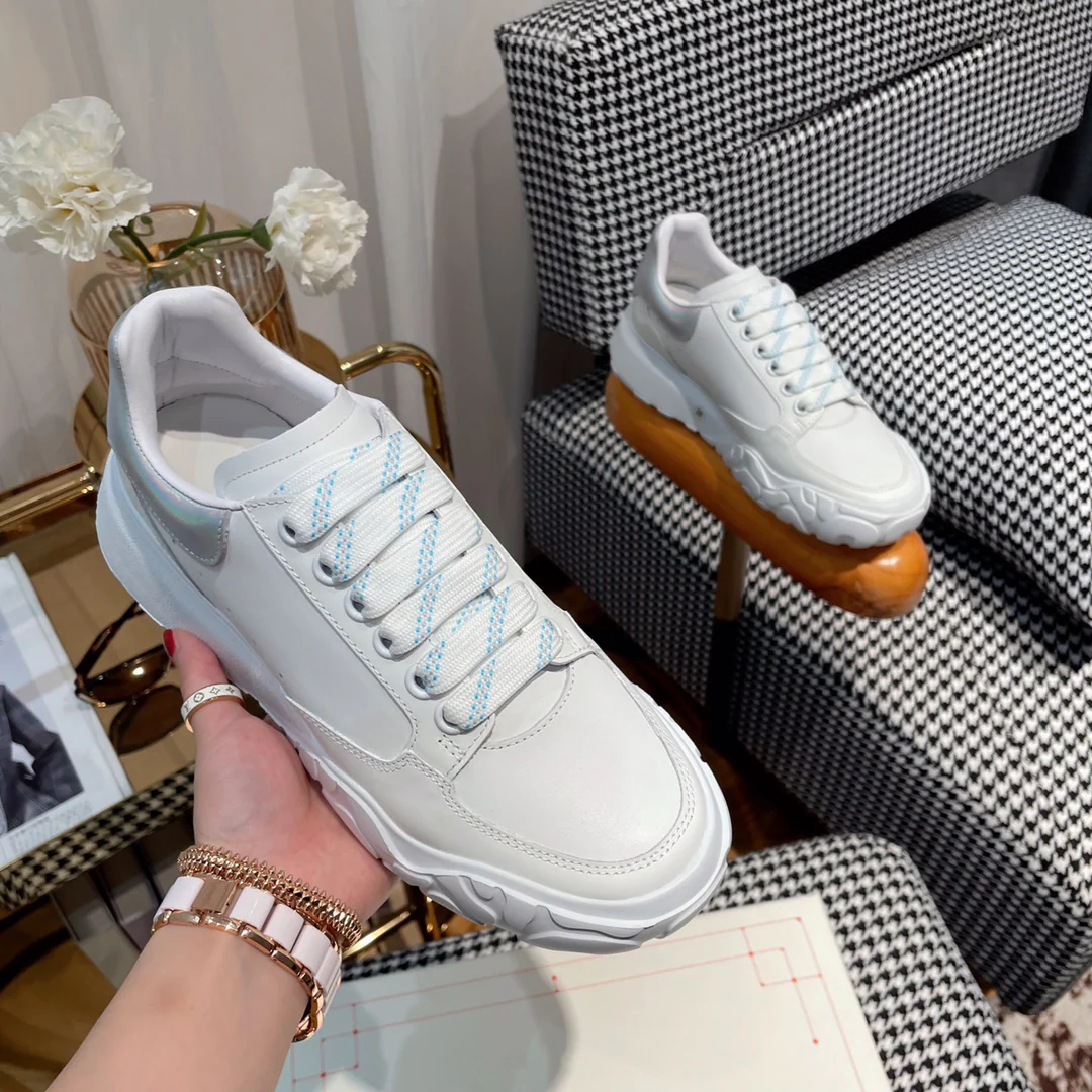 McQueen - Новые кроссовки - Silver Tail