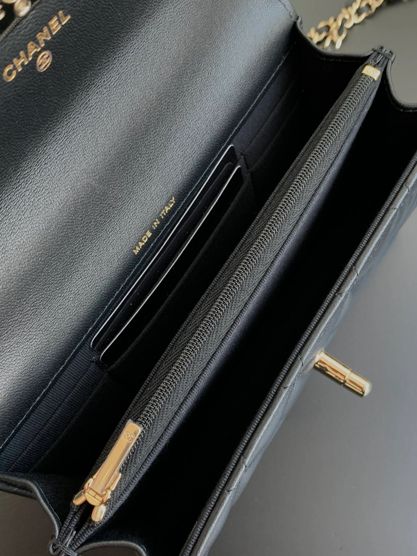 Ручка Chanel Diamond Handle WOC - черная