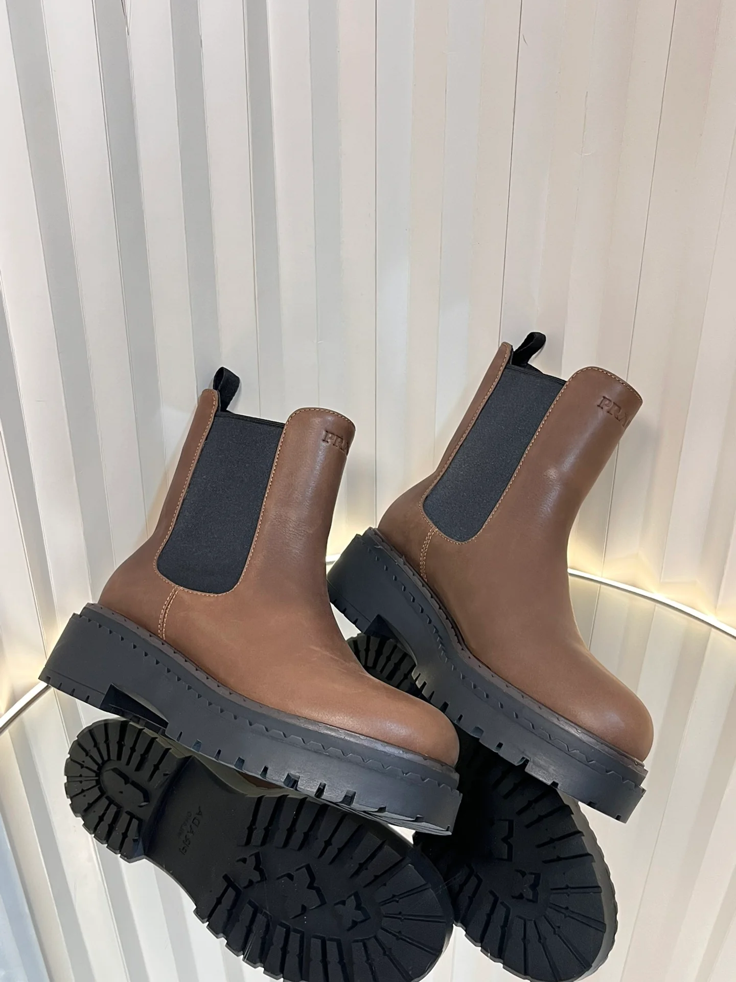 Кожаные ботильоны Prada 2024 - Кофейно-коричневый