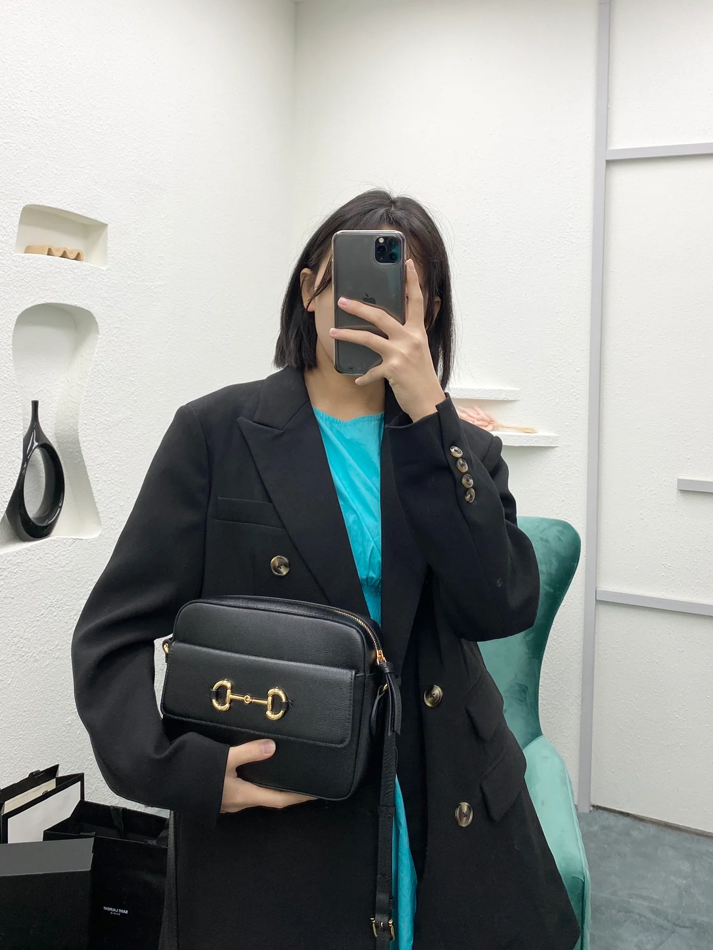 Сумка для фотоаппарата Gucci 1955 с пряжкой в ??виде подковы - 3 шт.