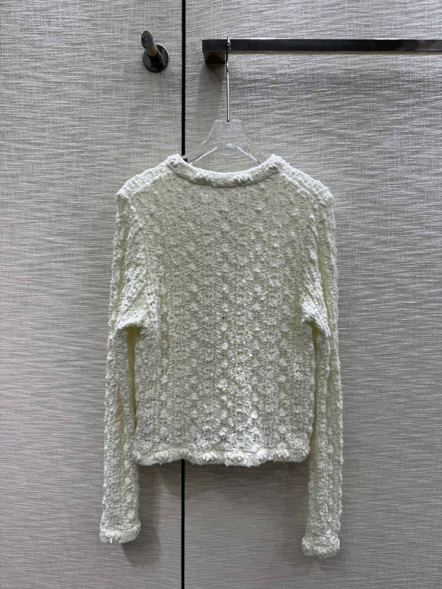 Chanel - 2403-24 Коллекция ?Ранняя весна?: ажурный кардиган крупной вязки - белый