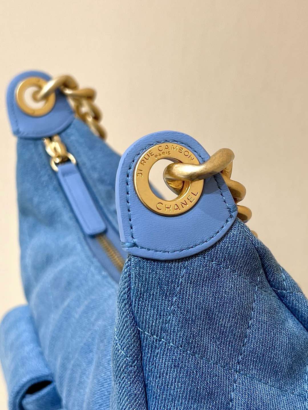 Сумка Chanel 25c Denim Hippie Bag - светло-голубая