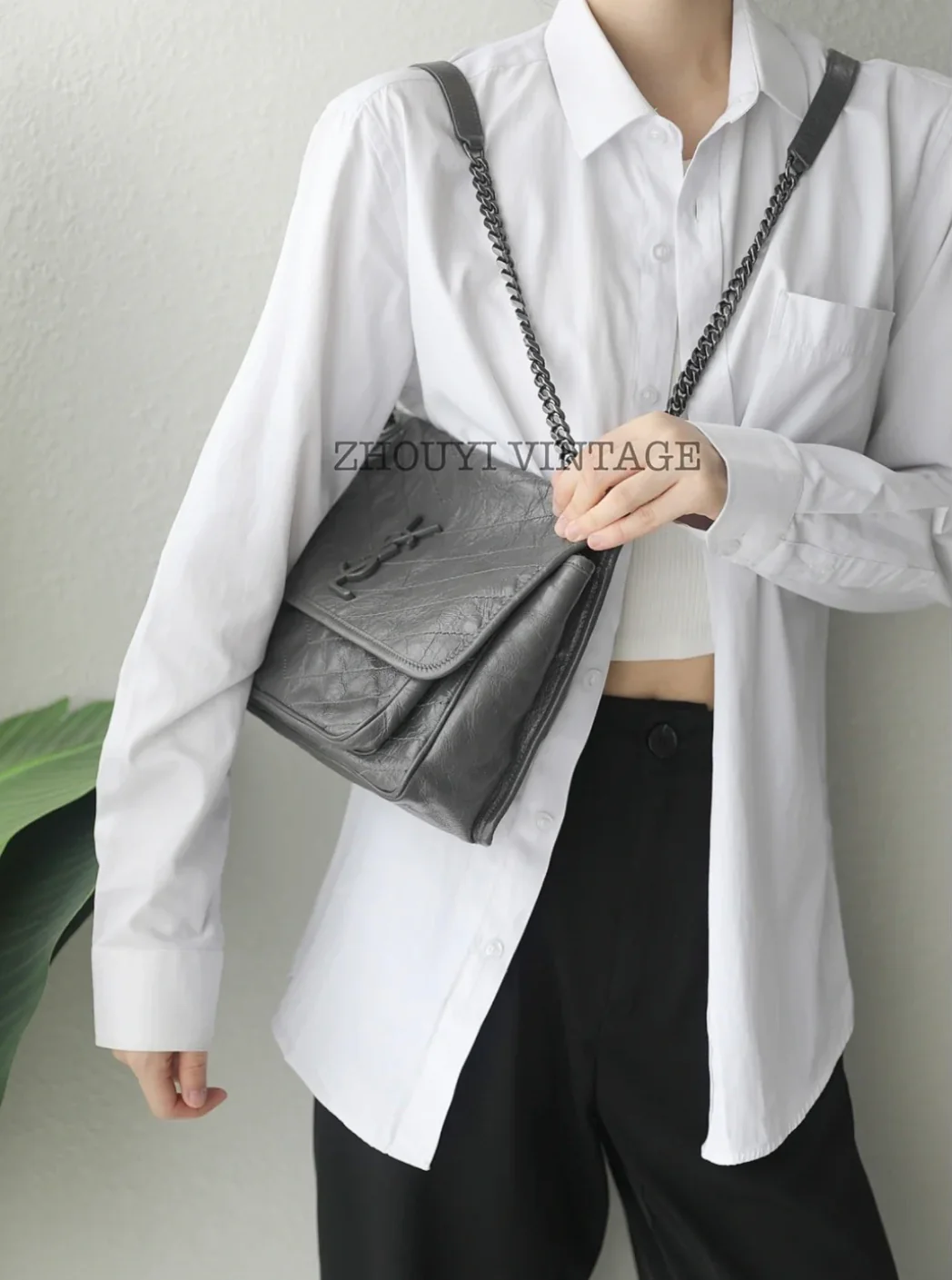 Ботинки YSL Niki Baby 28 см, кожа, темно-серый цвет - фото в носке.