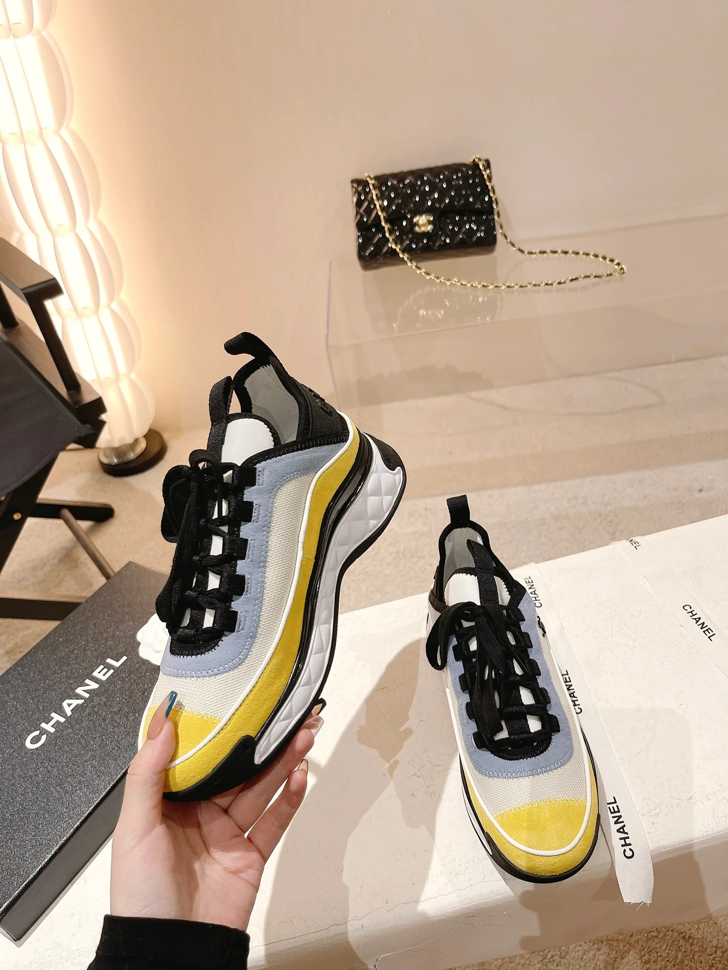 Chanel - Массивные туфли - Кроссовки - Повседневная обувь - 1