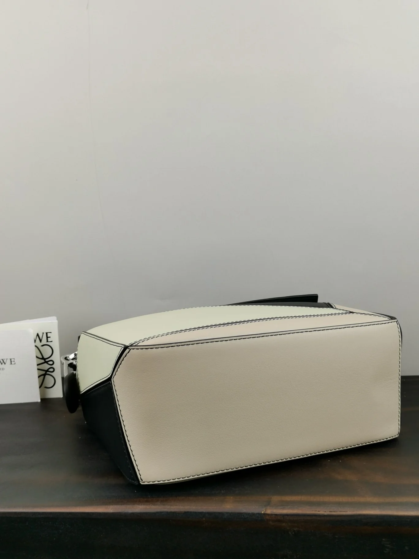 Мини-сумка Loewe Puzzle Bag из телячьей кожи - 20