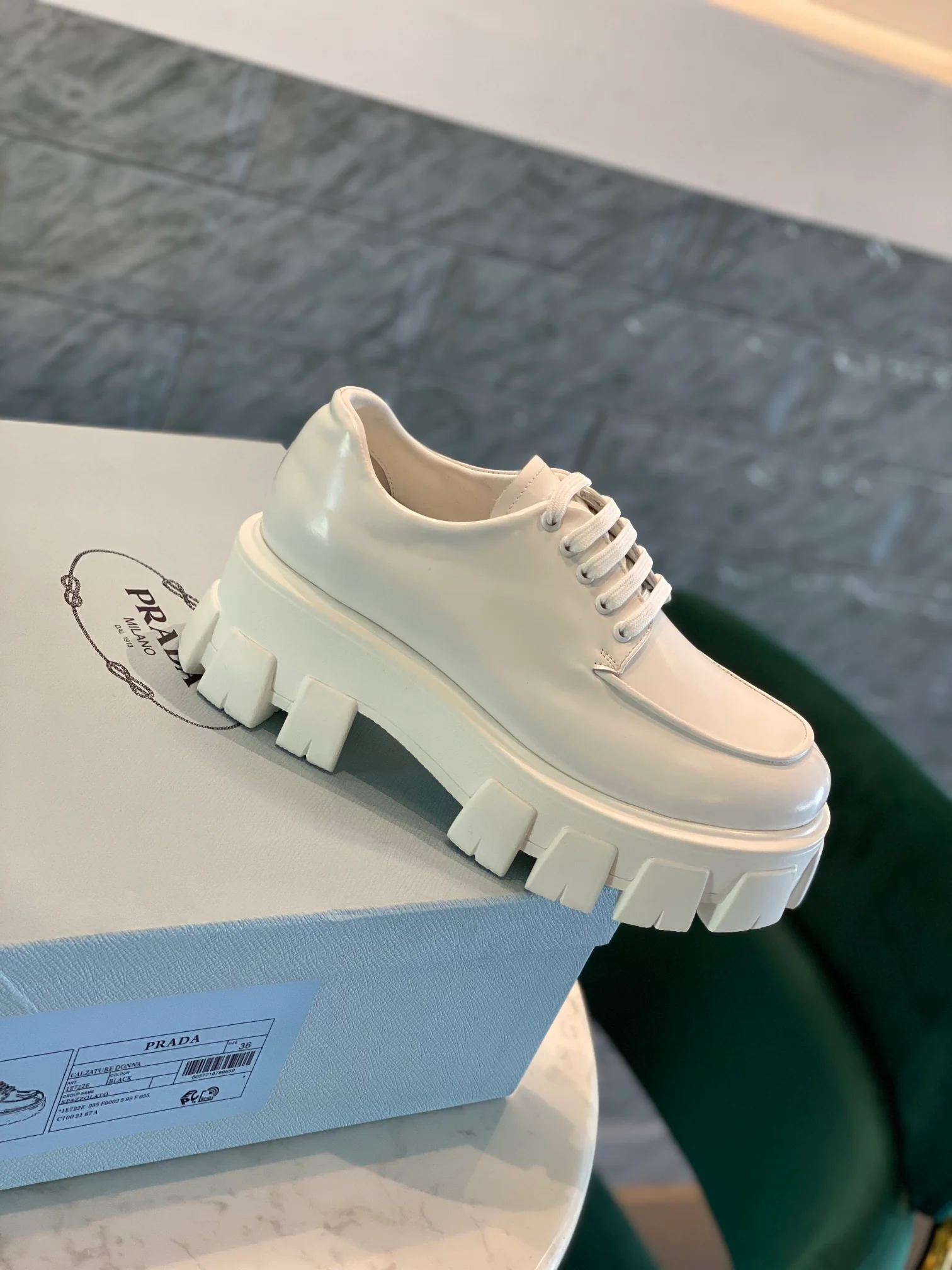 Prada - Новейшая коллекция обуви на платформе - Лоферы - 1