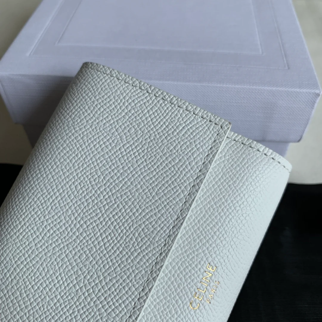 Кардхолдер Celine Triomphe Trifold — белый