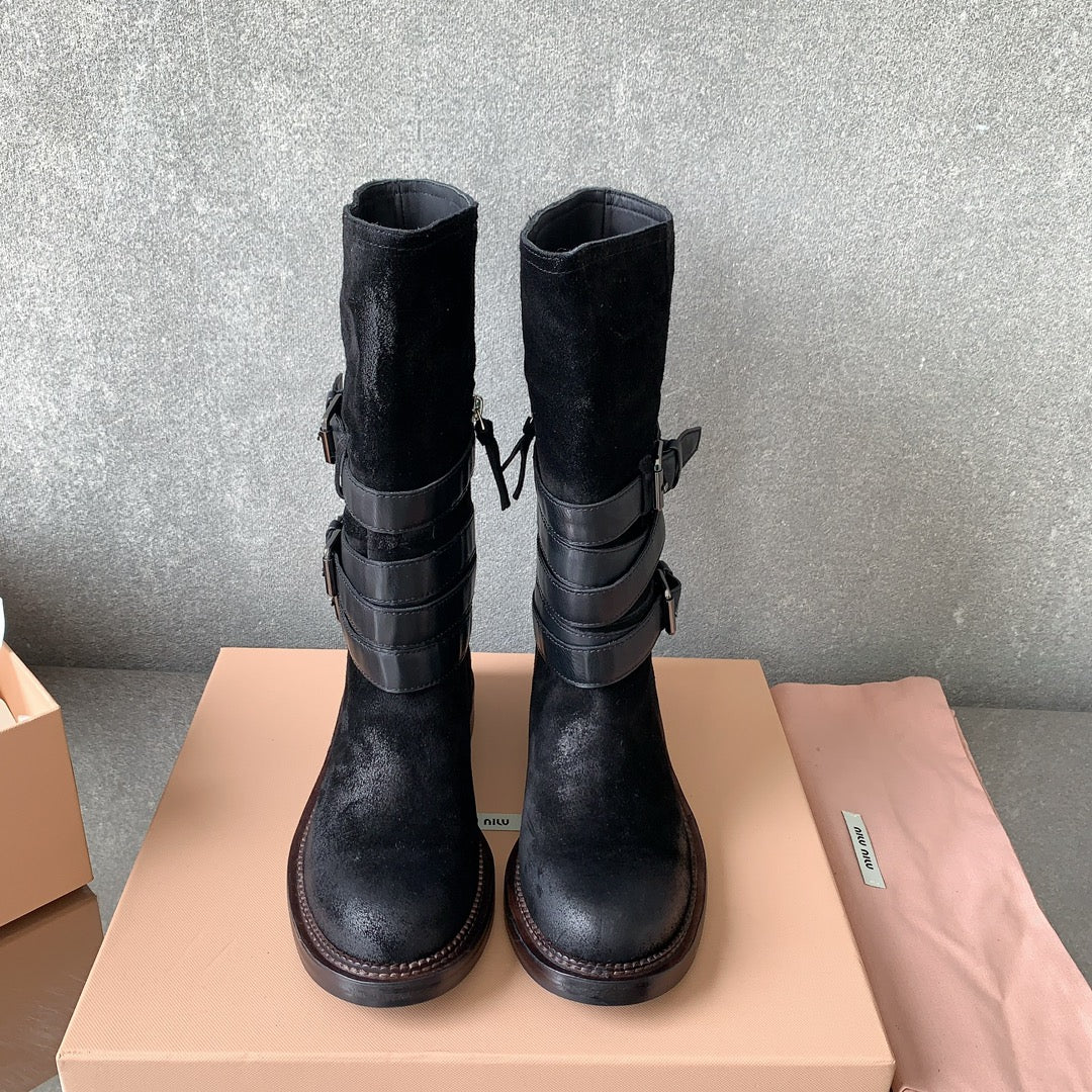 Новые мотоциклетные ботинки Miu Miu в стиле панк, 2023 год - черные.