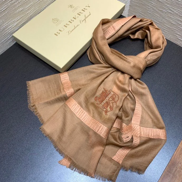 Кашемировый шарф Burberry Premium, водорастворимый, верблюжий цвет.