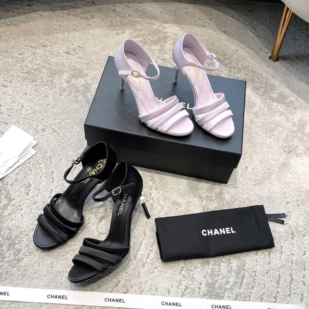 Новинка сезона весна/лето 2023 от Chanel - Босоножки на высоком каблуке Pearl Heel - 8-5 см - Черные