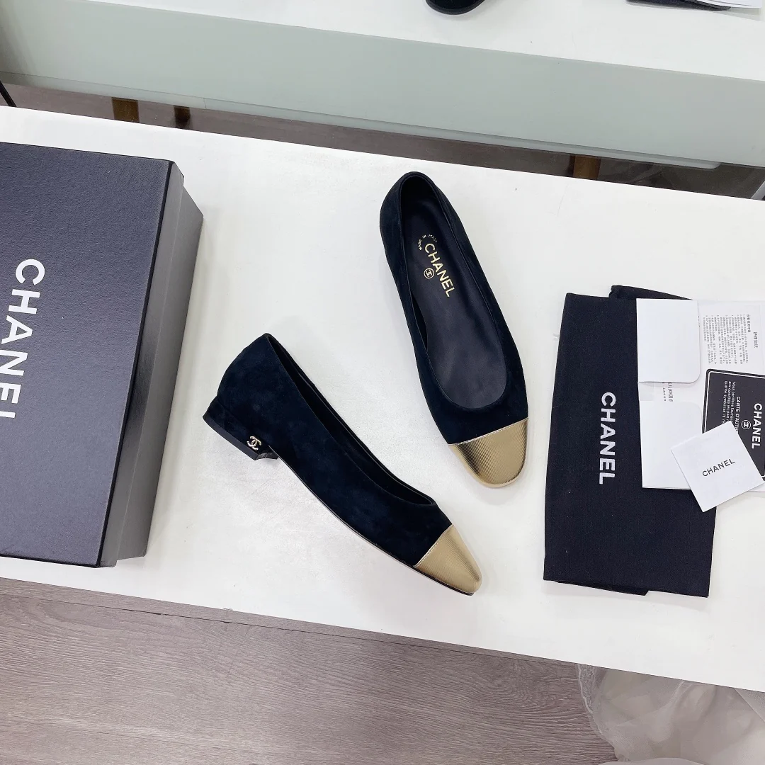 Классические балетки Chanel - золотистые