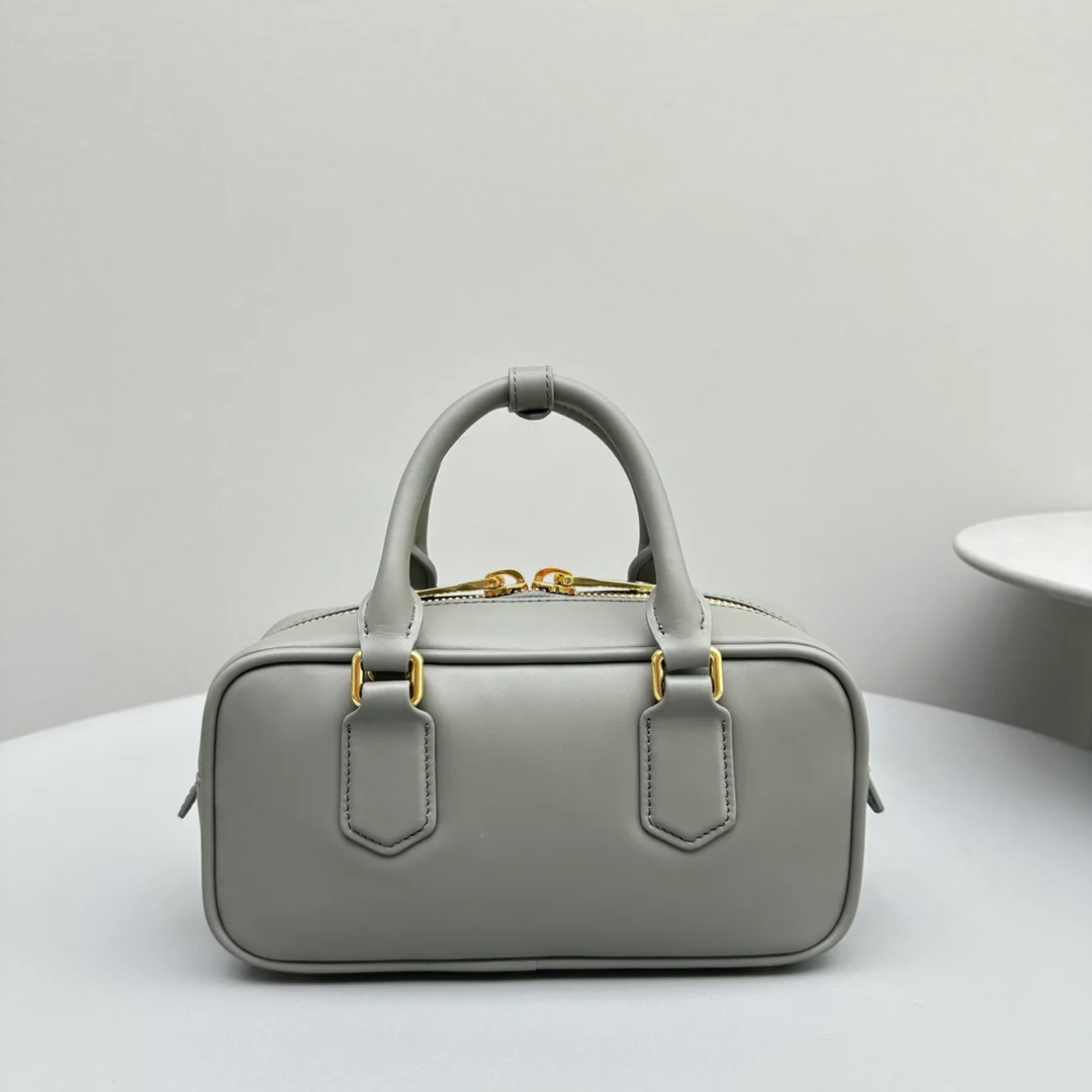 Сумка для боулинга Miu Miu - Маленькая - Серая