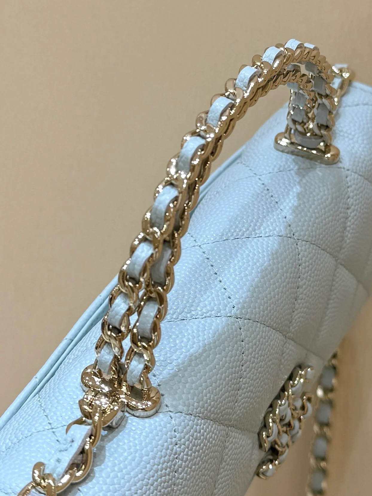 Сумка Chanel 25s Kelly Handle Bag, горизонтальный стиль, нежно-голубой.