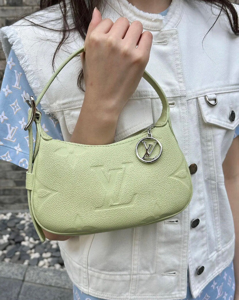m82425-LV-mini-moon-handbag-green
