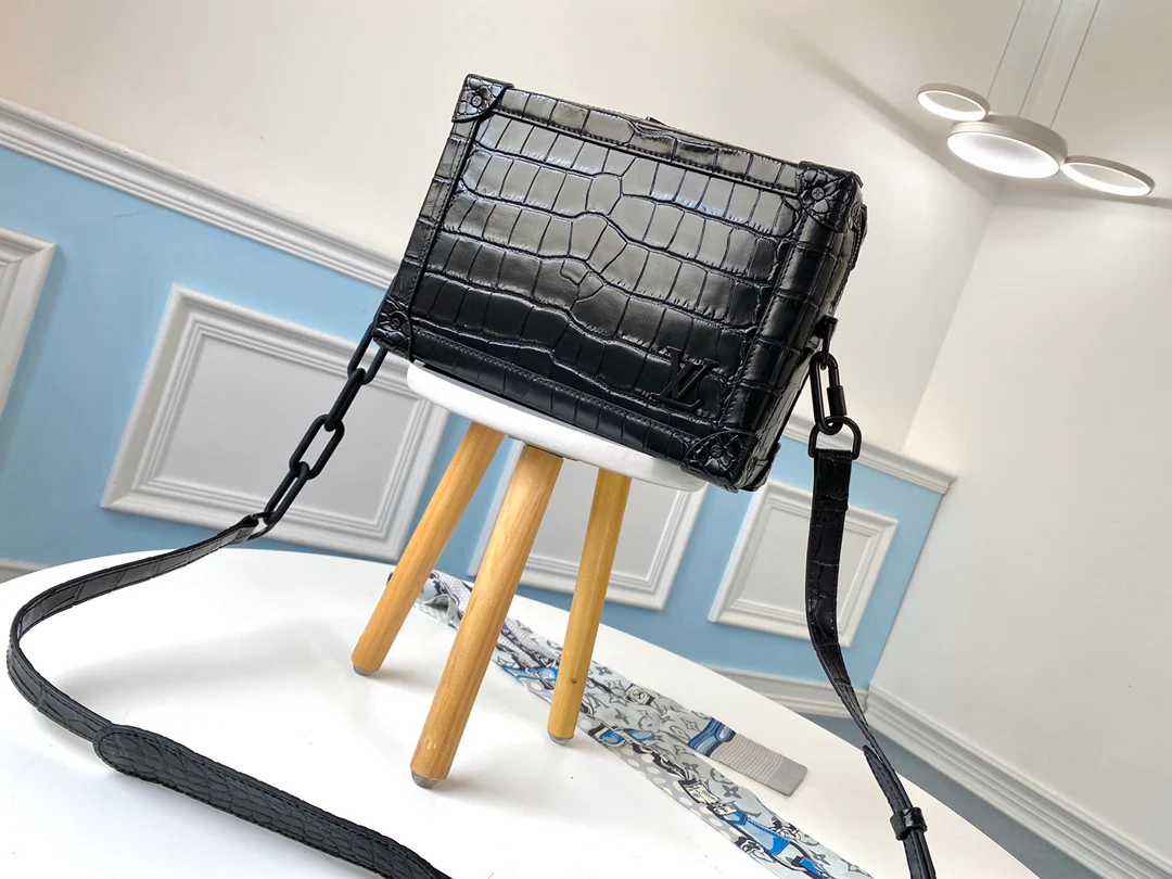 m44478-LV-мягкая сумка-мессенджер-изготовленная из крокодиловой кожи