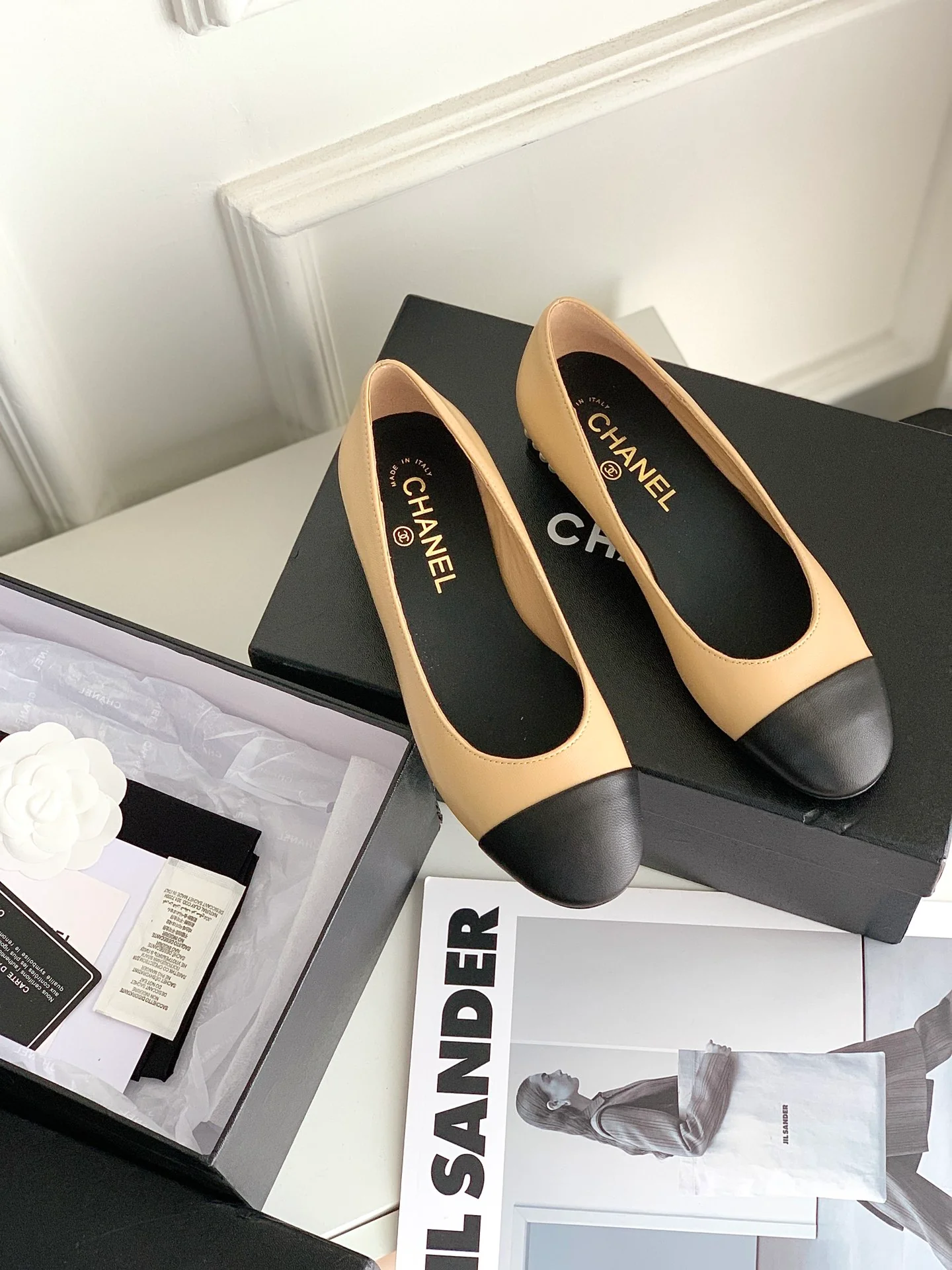 Балетки Мэри Джейн с показа Chanel 2022 года