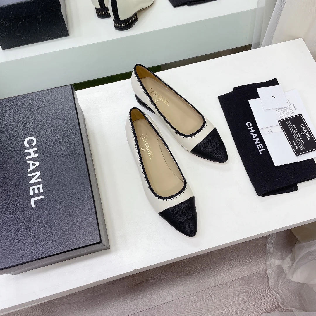 Chanel - Балетки на плечи - Коллекция Goddess