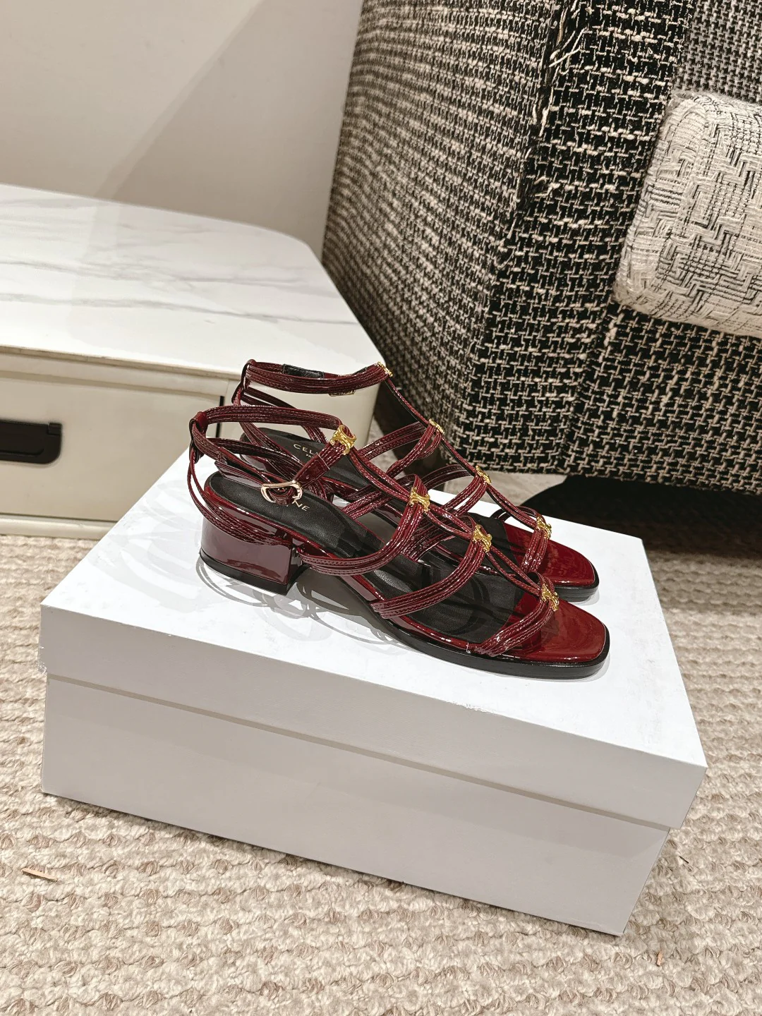 Сандалии Celine Roman 2024 - красные