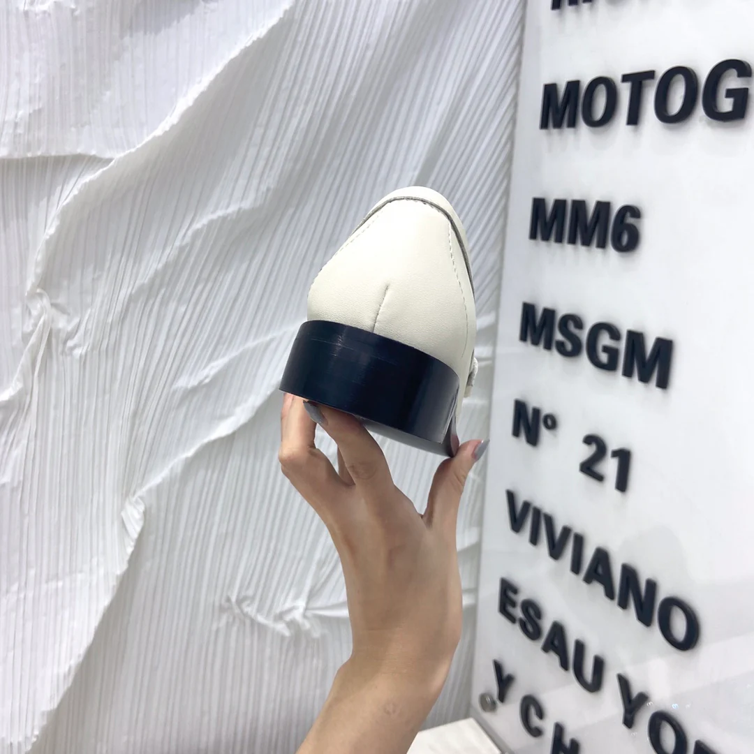 Лоферы Gucci в стиле ретро с квадратным носком