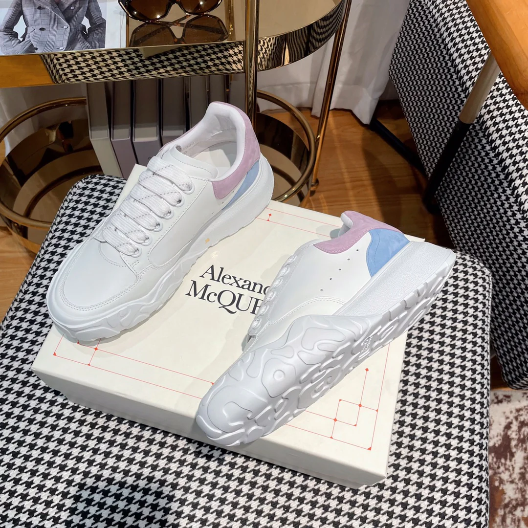 McQueen - Новые кроссовки - Розово-фиолетовая задняя часть