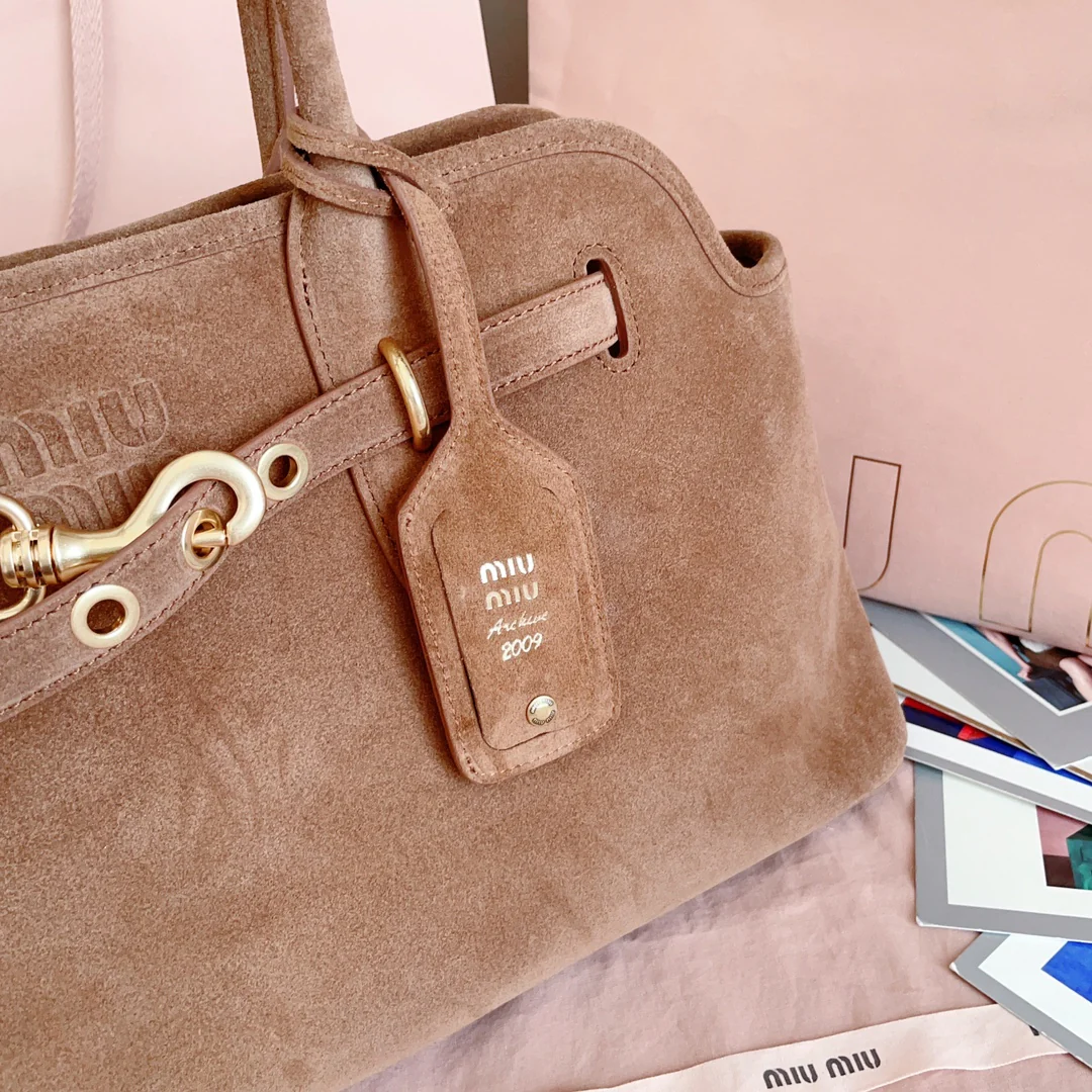 Сумка-тоут Miu Miu 5bg310 из замши