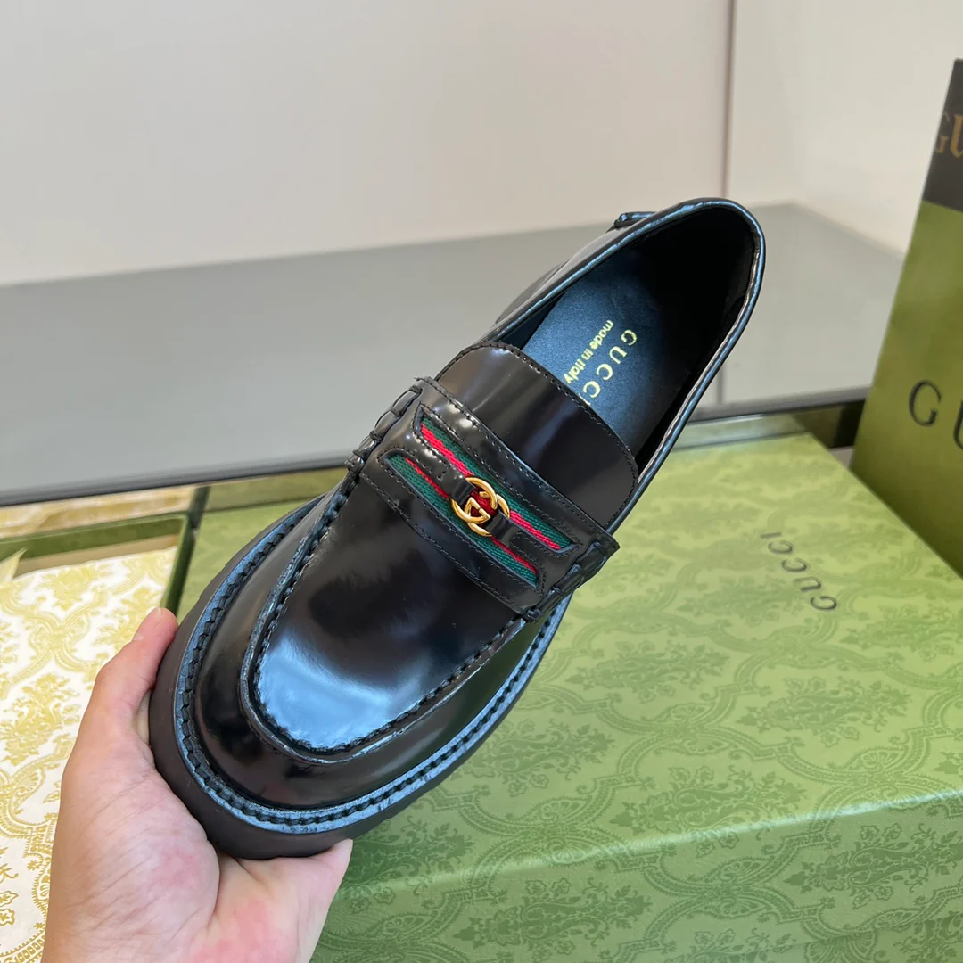 Новинка Gucci 2022 года - Акростих