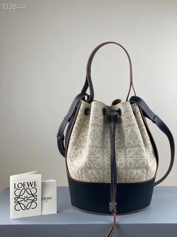 Loewe - Новая сумка-ведро из жаккардовой ткани