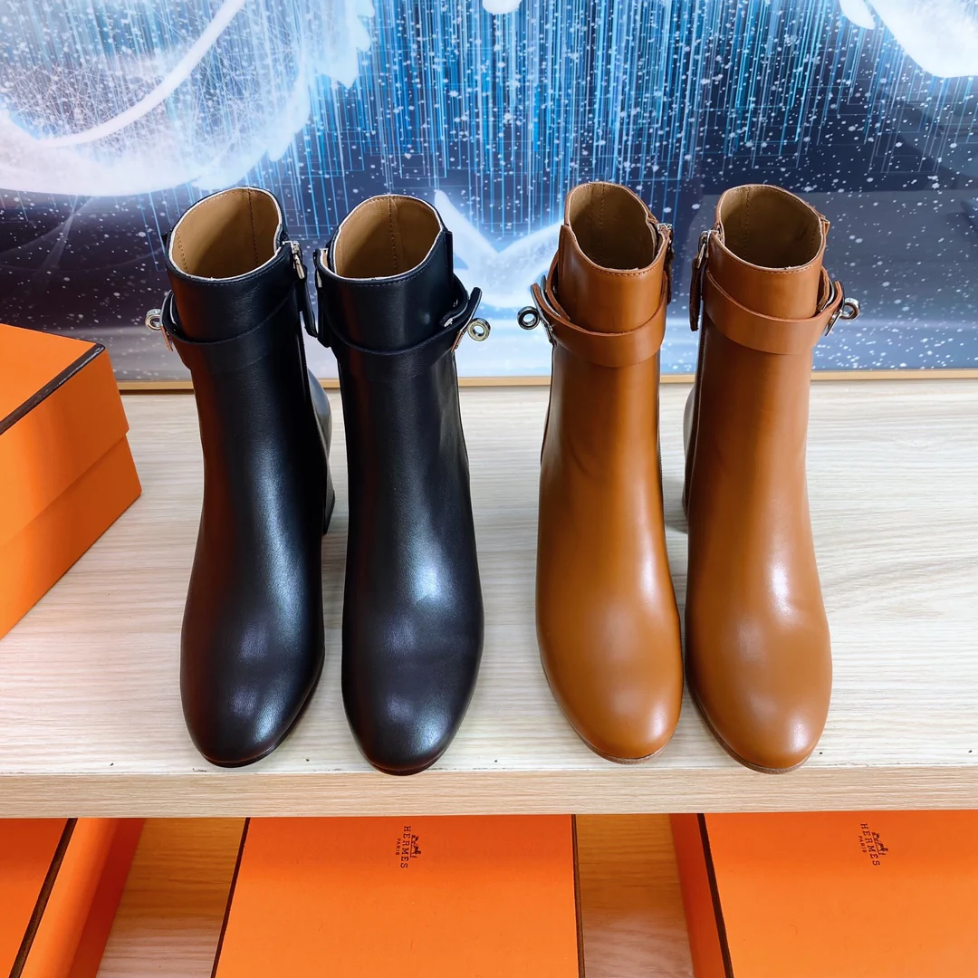 Hermes - Стильные сапоги из телячьей кожи - Черные