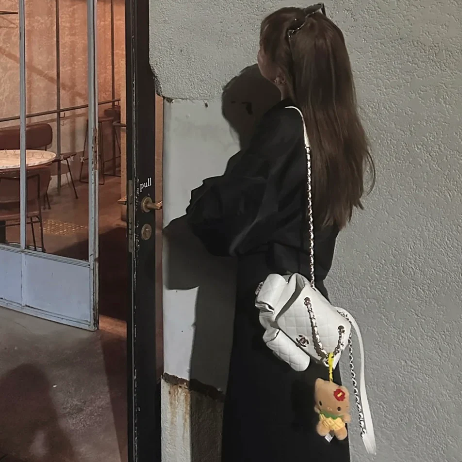 Chanel - Новая маленькая сумка через плечо Tank Duma - Два боковых кармана - Белая - 1