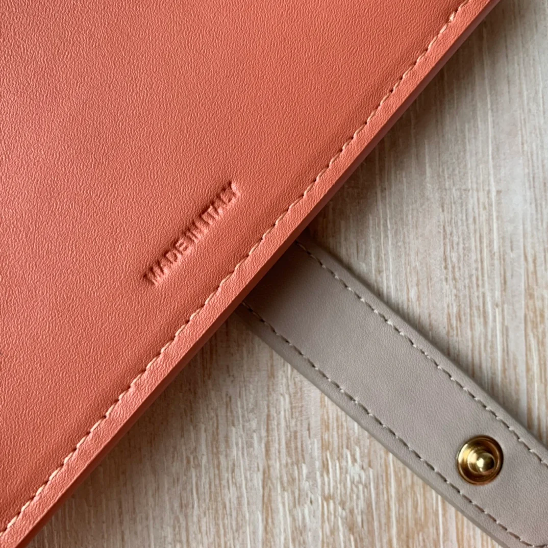 Кошелек Celine Strap из зернистой телячьей кожи - 5