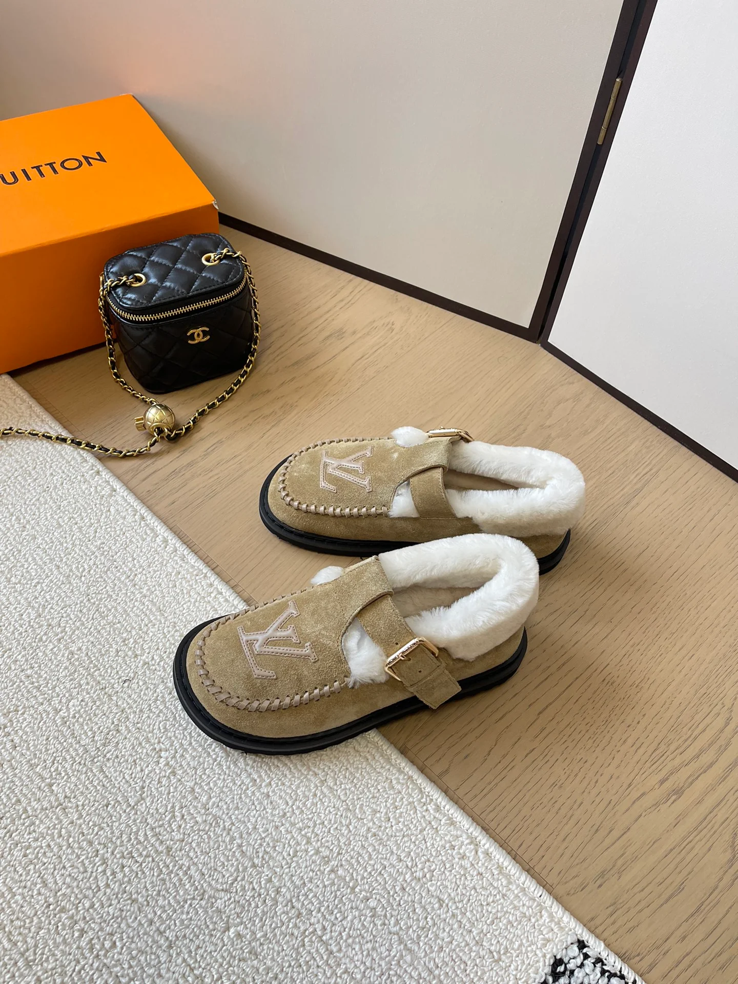 Плюшевые сандалии Birkenstock LV-2024 - Кофейно-коричневые