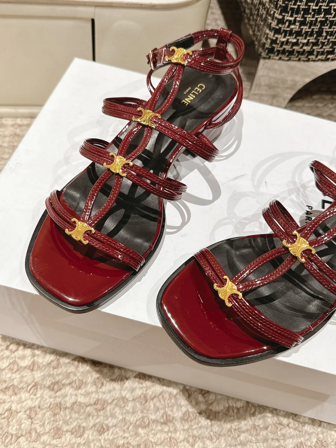 Сандалии Celine Roman 2024 - красные