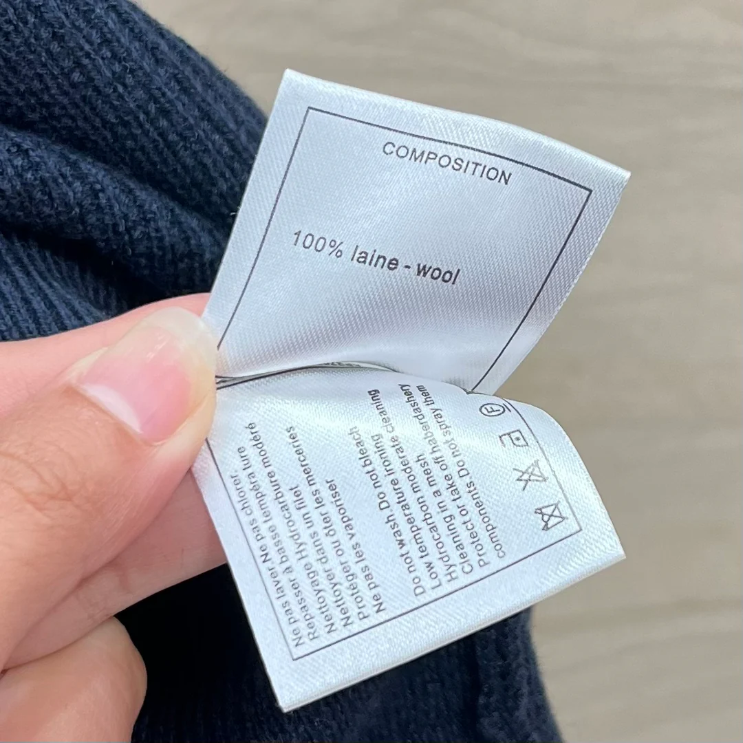 Chanel 2403 - Вязаный топ с короткими рукавами и вышивкой 