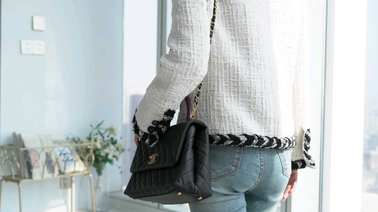 Сумка Chanel Handle 28 - с ручкой из кожи ящерицы - большая, черная