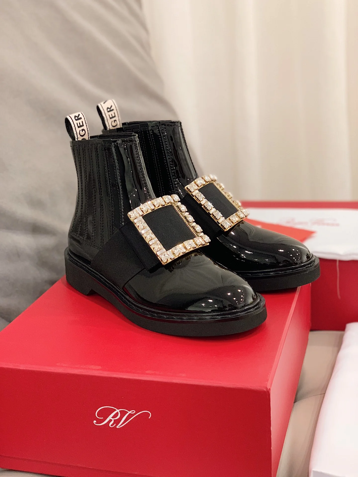 RV Shoes - 22ss - Ботильоны с пряжкой и стразами - Черные