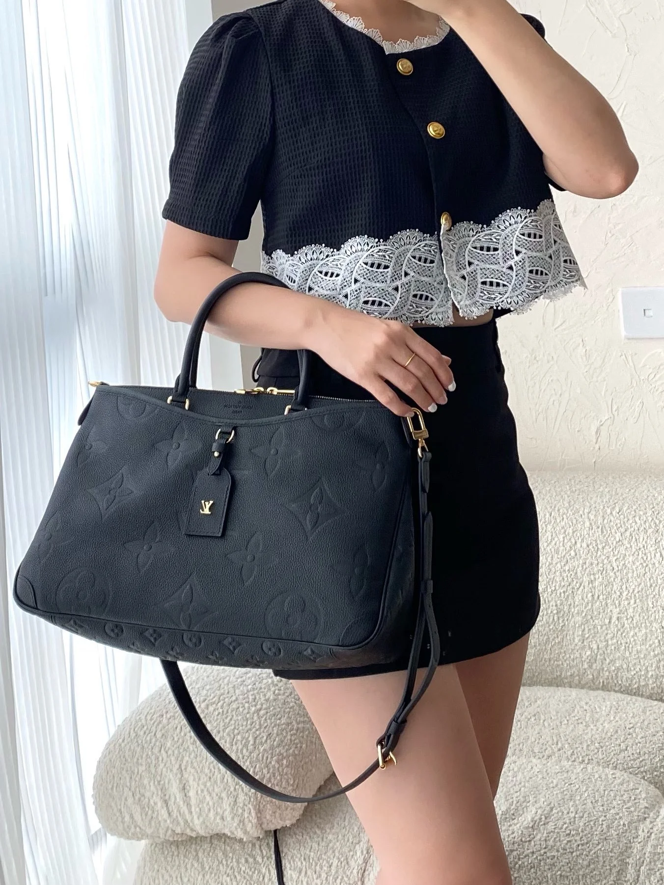 m46487-LV-Trianon сумка-Абрикос-Средний-1