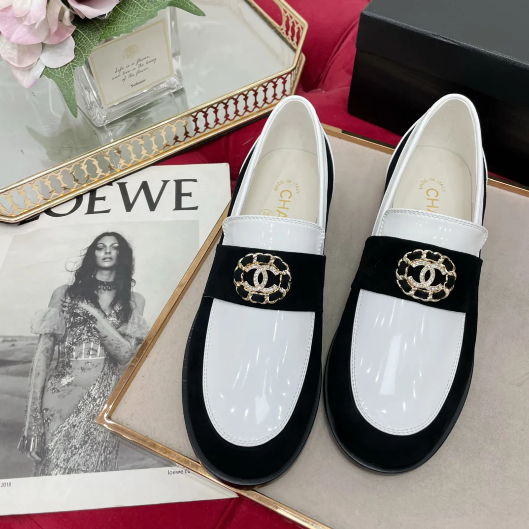 Винтажные лоферы Chanel - белые