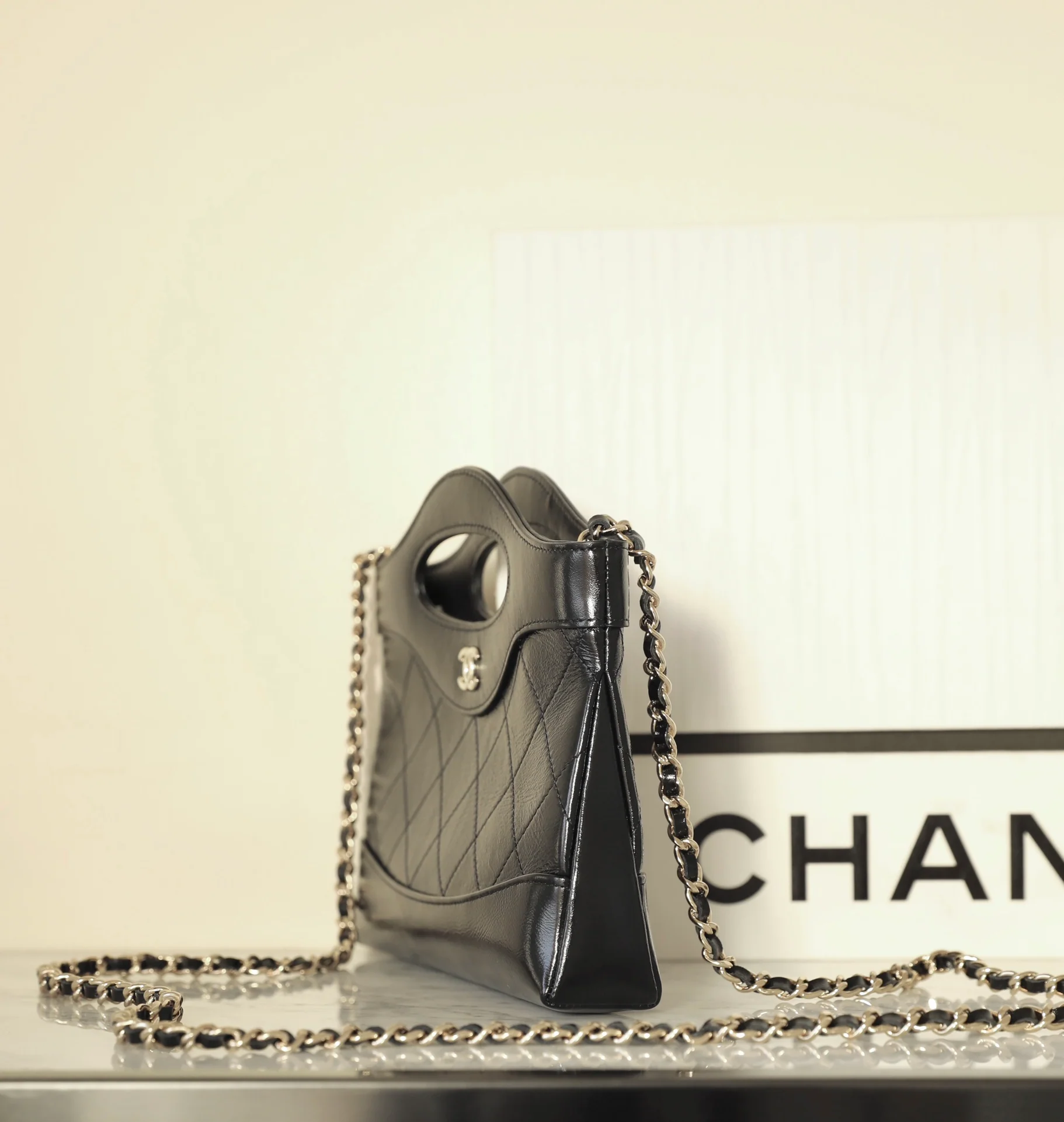 Сумка Chanel Nano 31 - Миниатюрная горизонтальная версия - Черная