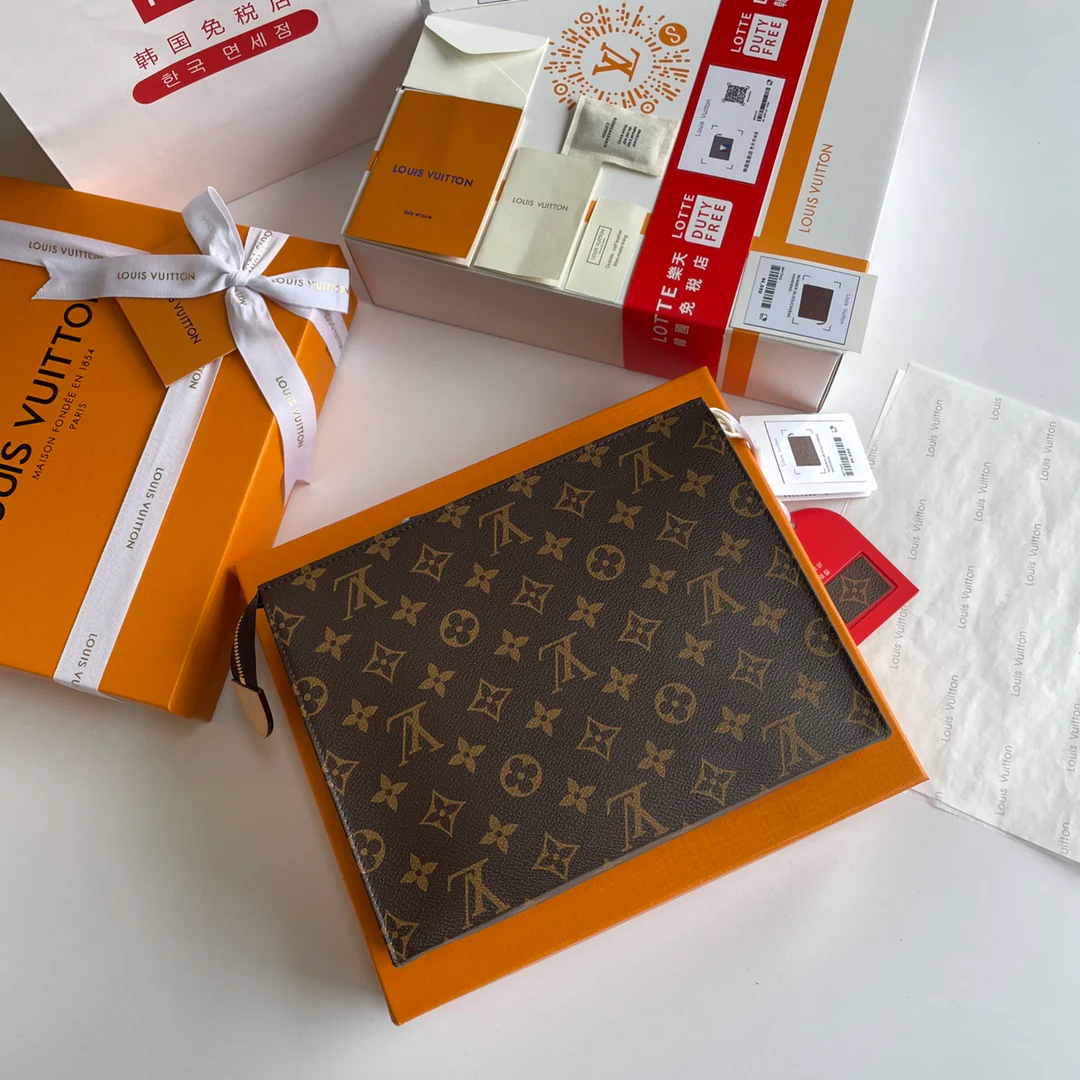 клатч lv-m47542