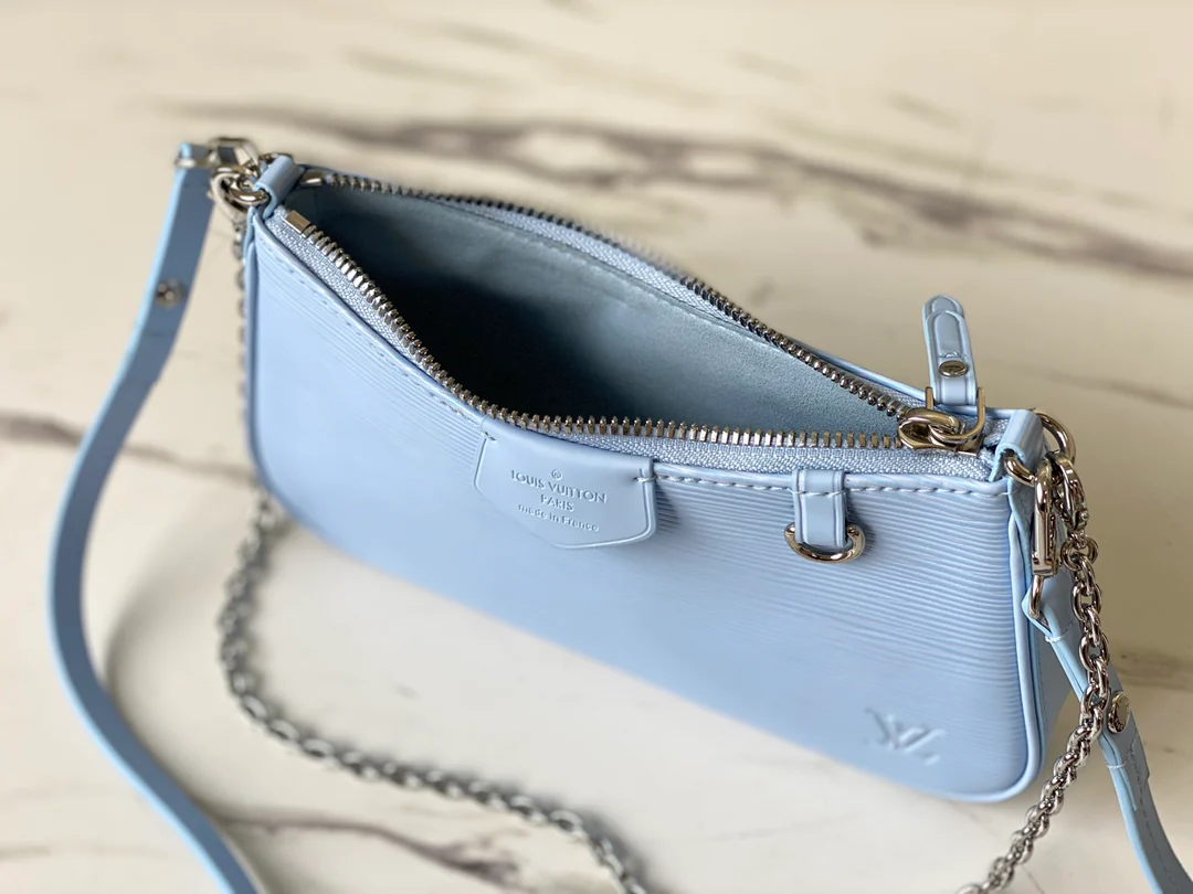 m80480 - Небесно-голубой - Удобный ремешок для крепления - Сумка