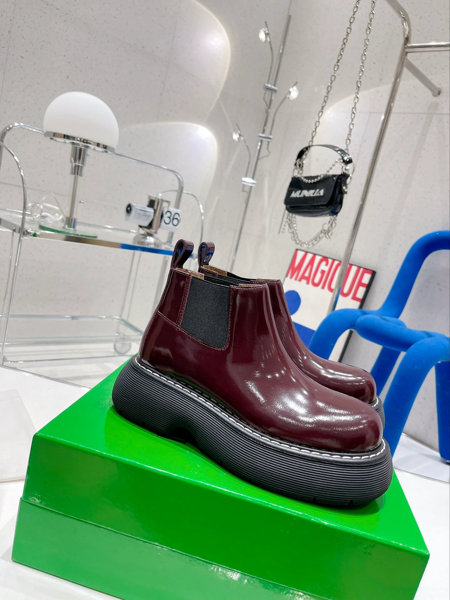 Коллекция BV Haute Couture - Классические ботильоны на толстой подошве с ребристой подошвой - Полностью кожаные - Размеры 35-39-40. Возможна индивидуальная подгонка. - 1